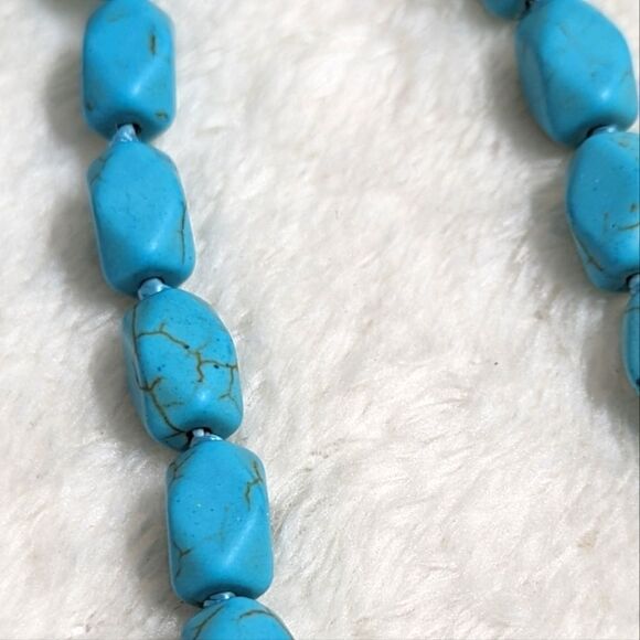 Vintage Hand knotted Turquoise Bead Necklace 22" Long - Picture 2 of 11